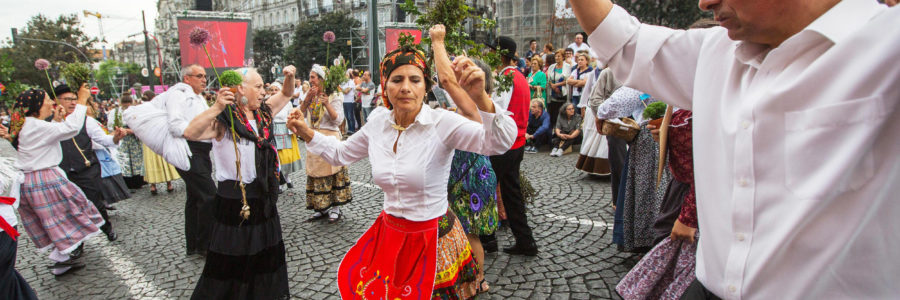 …ses traditions et ses fêtes populaires…